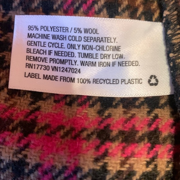 Excellent Condition Coat - Picture 11 of 11